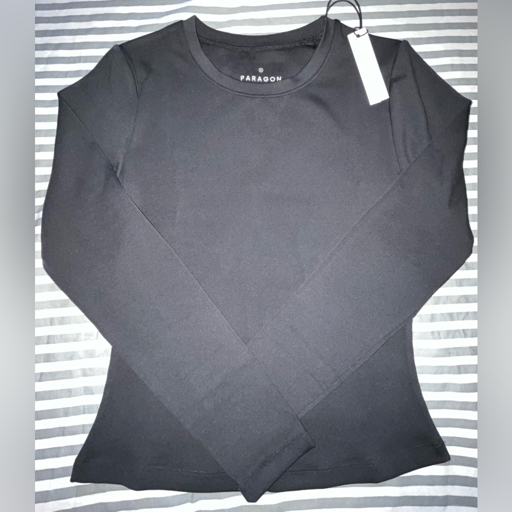 Paragon Fitwear Reluna Full Length Long Sleeve Top in Black Size M